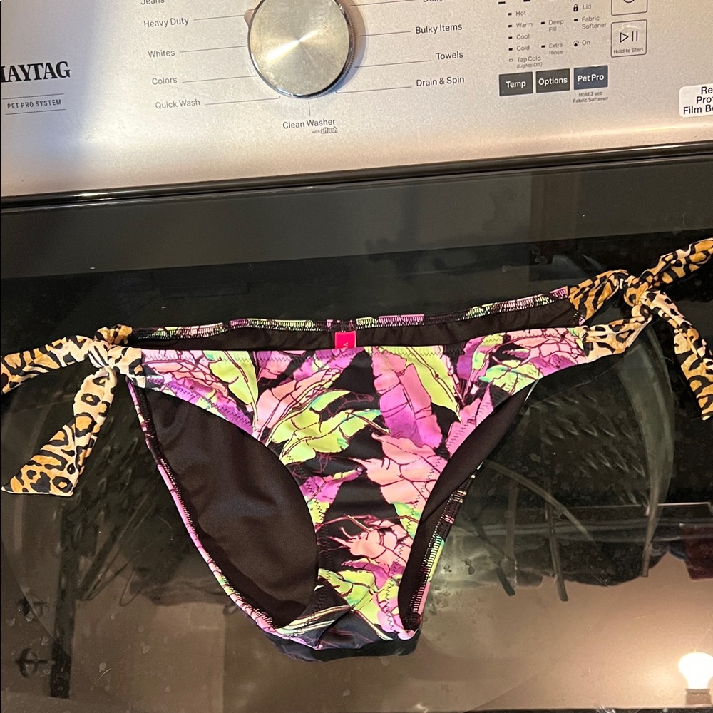 Victoria's Secret cheetah bikini